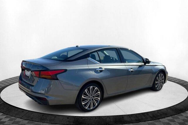 2023 Nissan Altima 2.5 SL