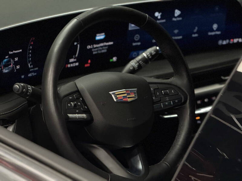 2024 Cadillac XT4 Premium Luxury