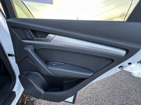 2018 Audi Q5 2.0T quattro Premium Plus