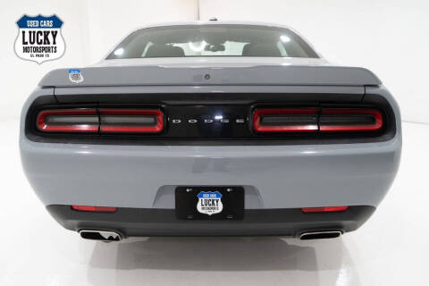 2021 Dodge Challenger SXT