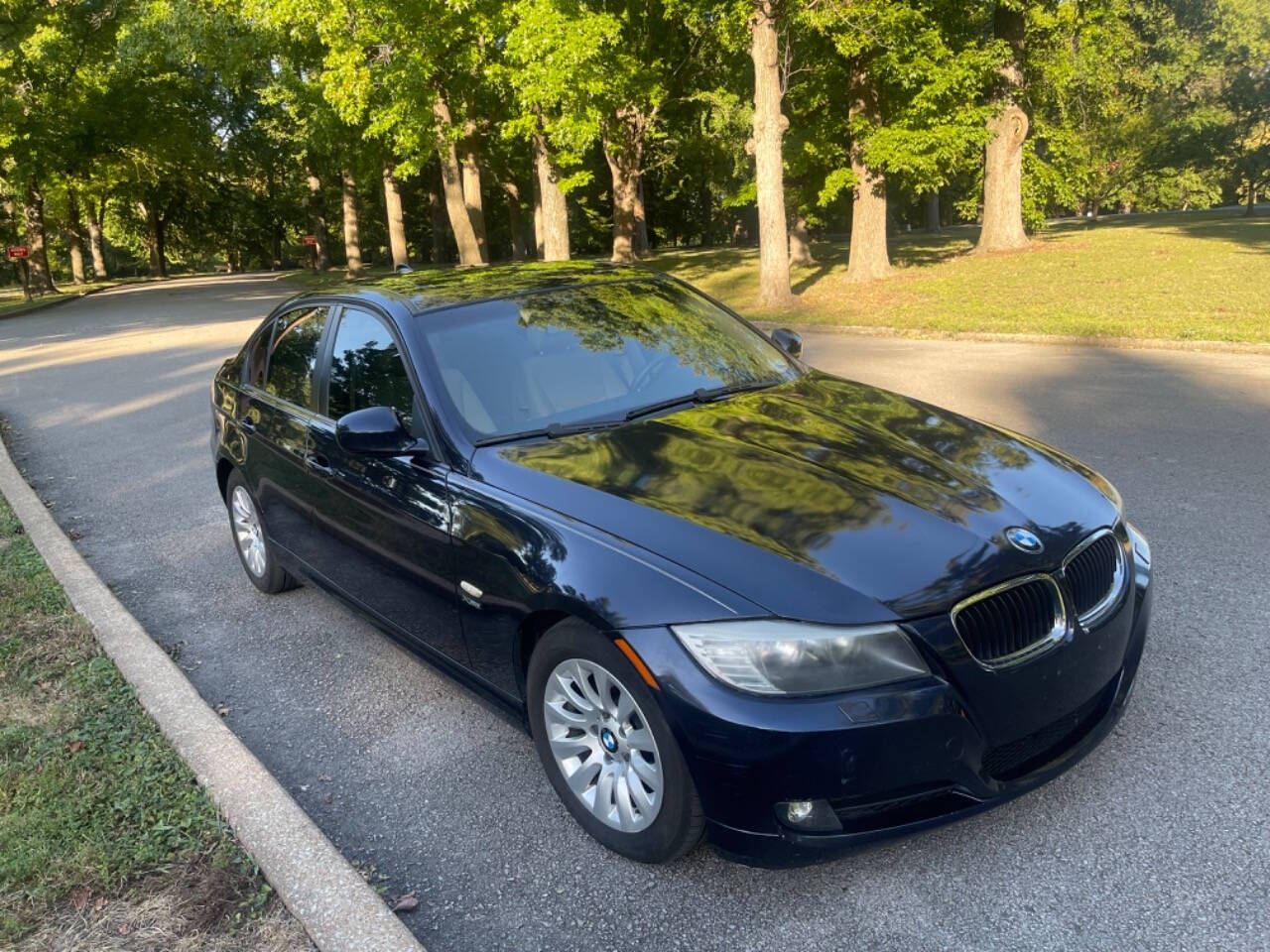 2009 BMW 3 Series for sale at Tower Grove Auto in Saint Louis, MO