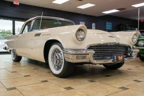 1957 Ford Thunderbird