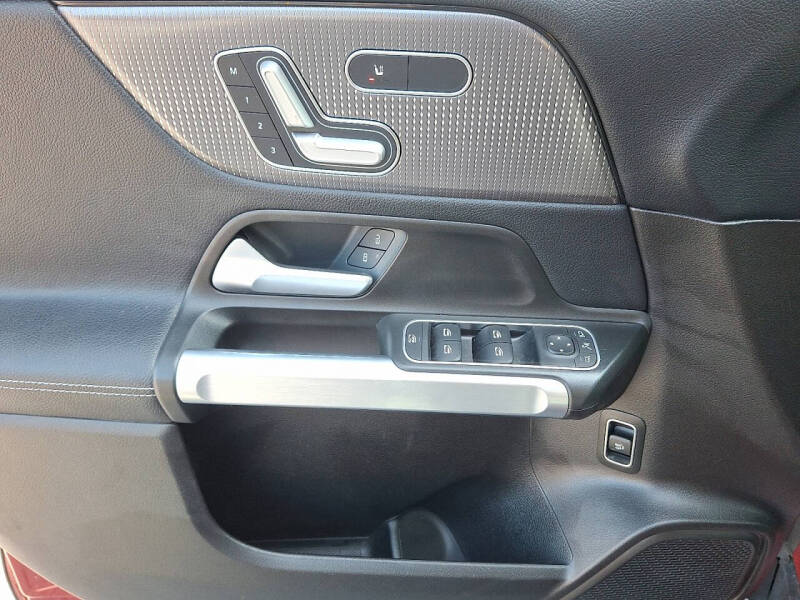 2020 Mercedes-Benz GLB GLB 250 4MATIC