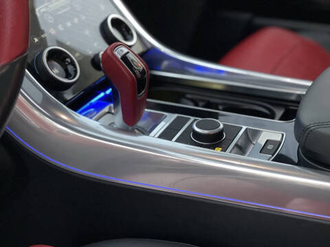 2020 Land Rover Range Rover Sport SVR