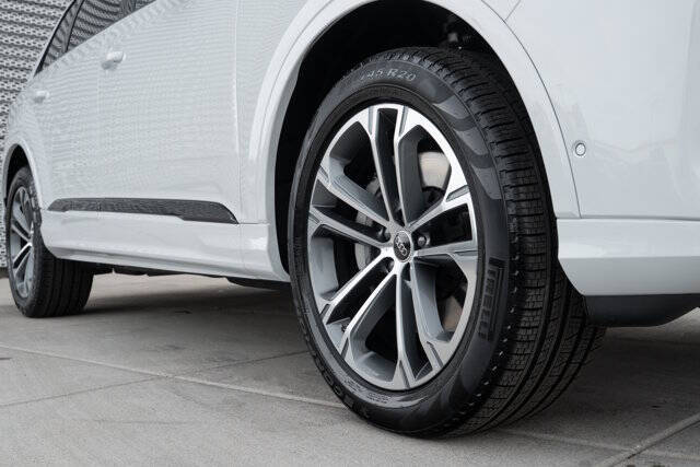 2025 Audi Q7 quattro Premium Plus 45 TFSI