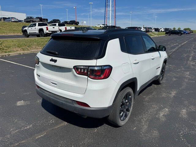 2022 Jeep Compass Altitude