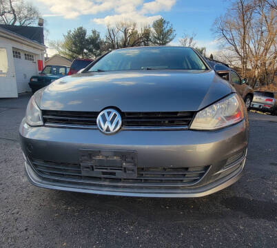 2015 Volkswagen Golf TSI Launch Edition