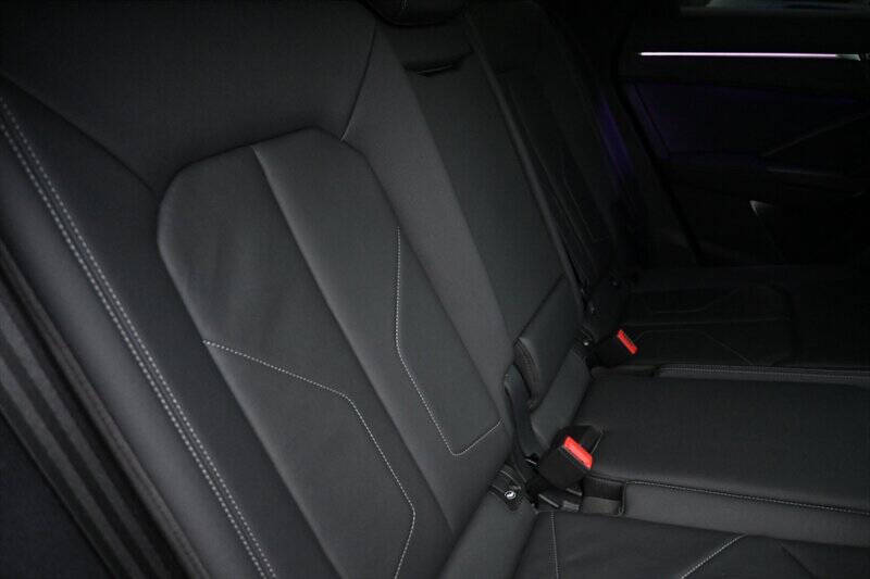 2021 Audi Q3 quattro S line Prem Plus 45 TFSI