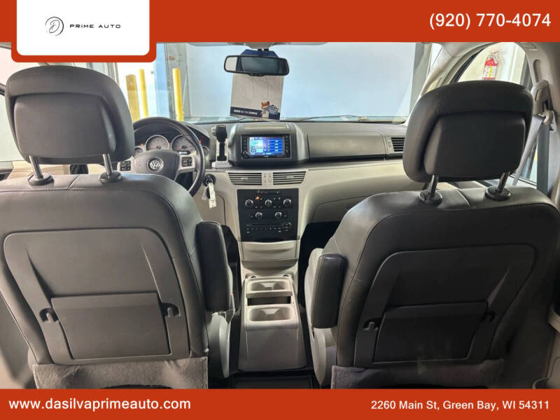 2012 Volkswagen Routan