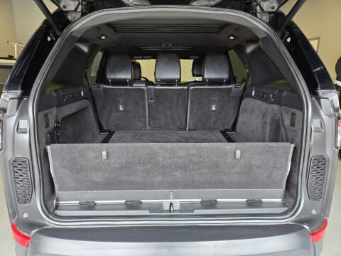 2020 Land Rover Discovery SE