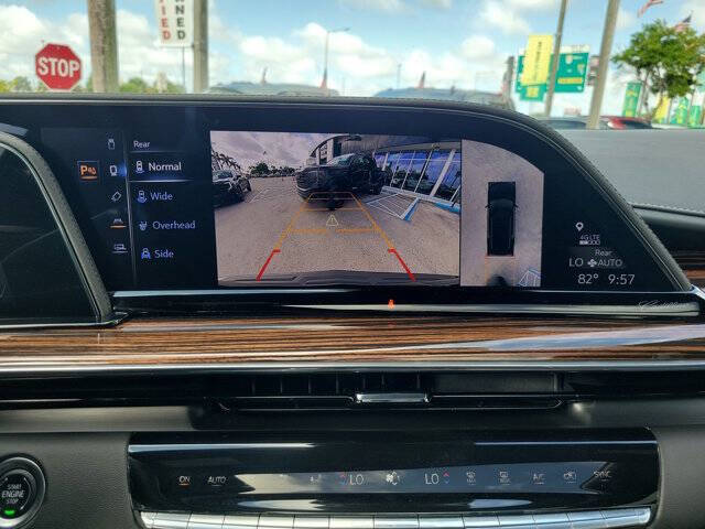 2024 Cadillac Escalade Premium Luxury