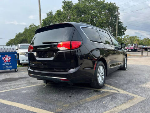 2017 Chrysler Pacifica