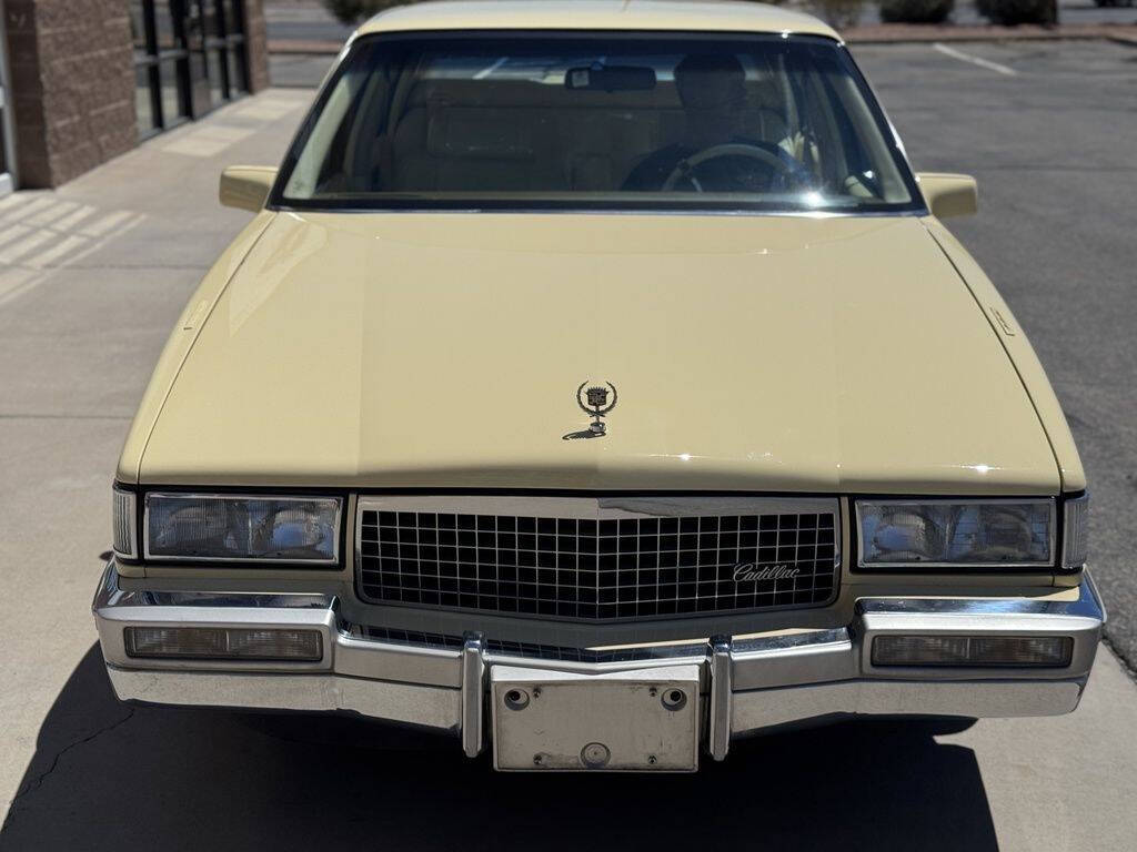 1989 Cadillac DeVille 4
