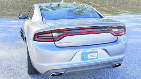 2015 Dodge Charger SXT