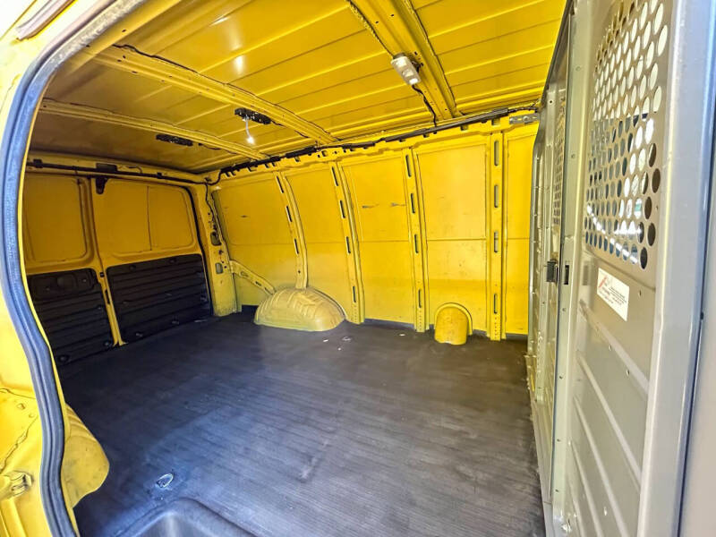 2020 Chevrolet Express 2500