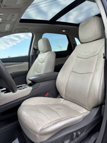 2020 Cadillac XT5 Premium Luxury