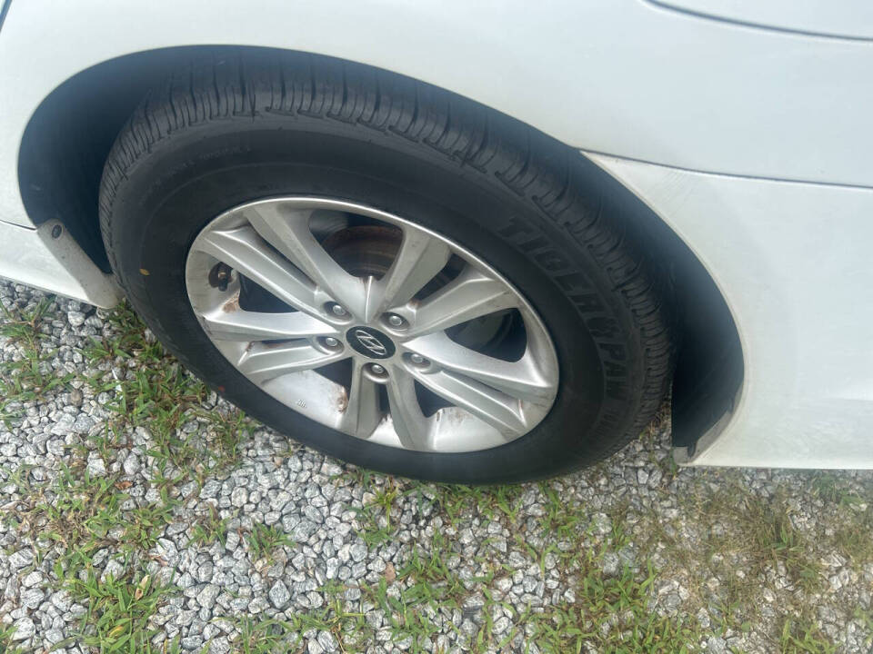 2011 Hyundai SONATA for sale at DealMakers Auto Sales in Lithia Springs, GA