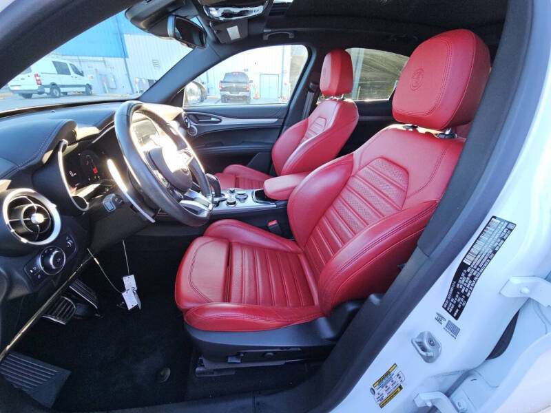 2024 Alfa Romeo Stelvio Veloce