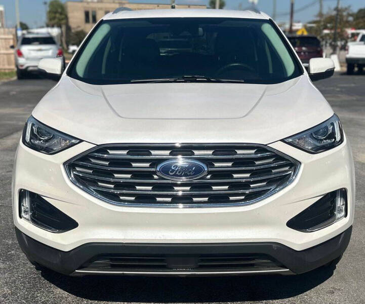 2019 Ford Edge Titanium photo 8