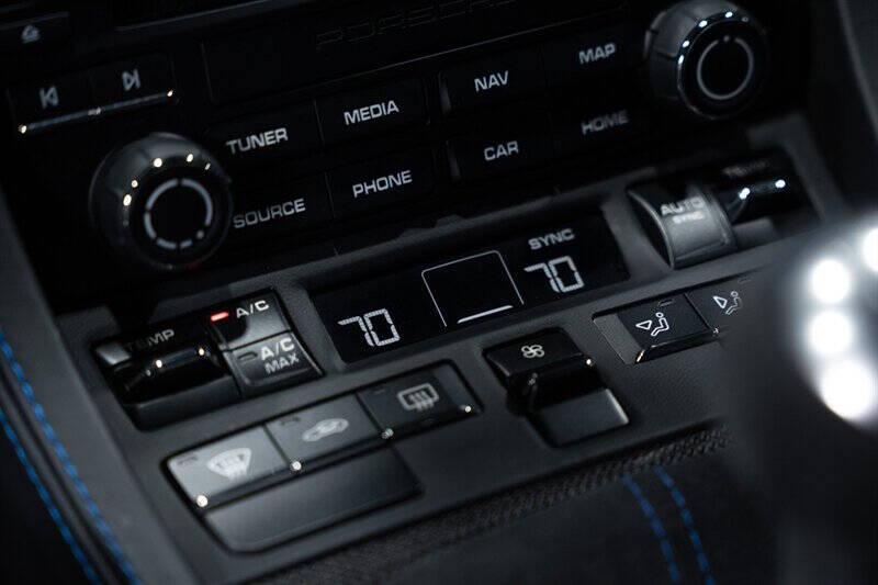 2020 Porsche 718 Cayman GT4