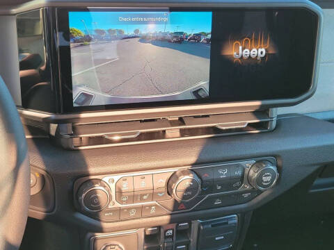 2026 Jeep Gladiator Sport S