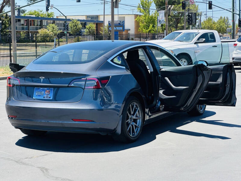2018 Tesla Model 3 Mid Range