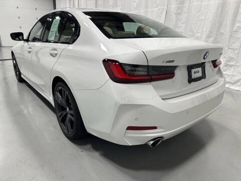 2023 BMW 3 Series 330i xDrive