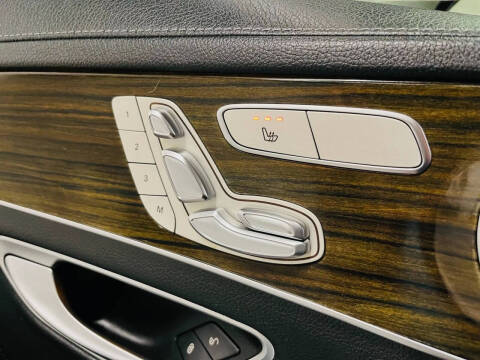 2016 Mercedes-Benz C-Class