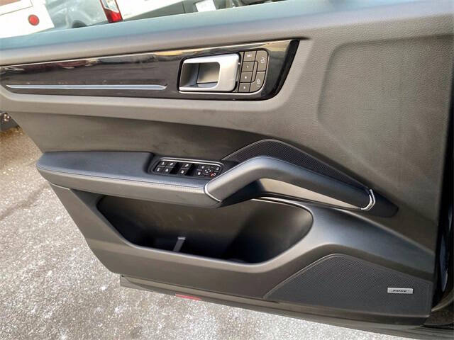 2022 Porsche Cayenne Coupe Platinum Edition