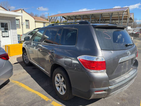 2013 Toyota Highlander Plus