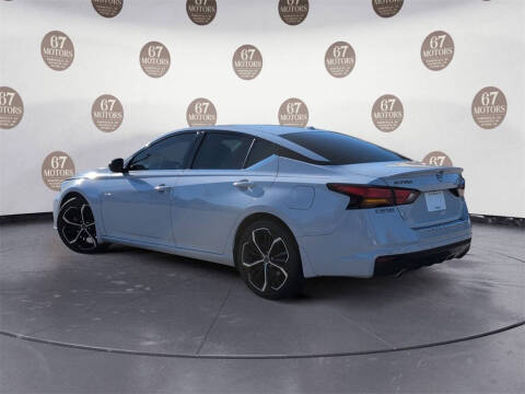 2023 Nissan Altima 2.5 SR
