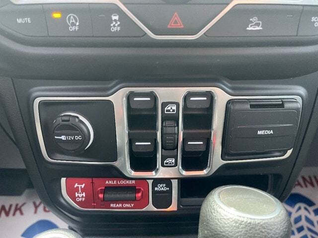 2022 Jeep Gladiator 28