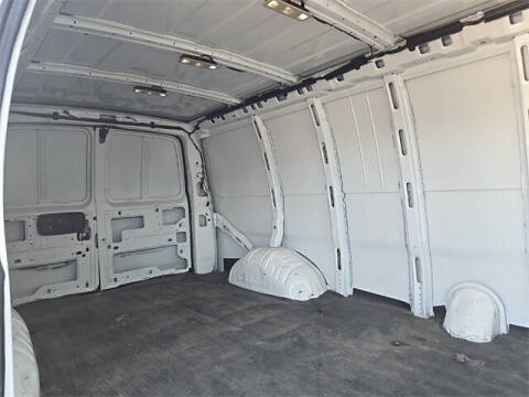 2023 Chevrolet Express 2500