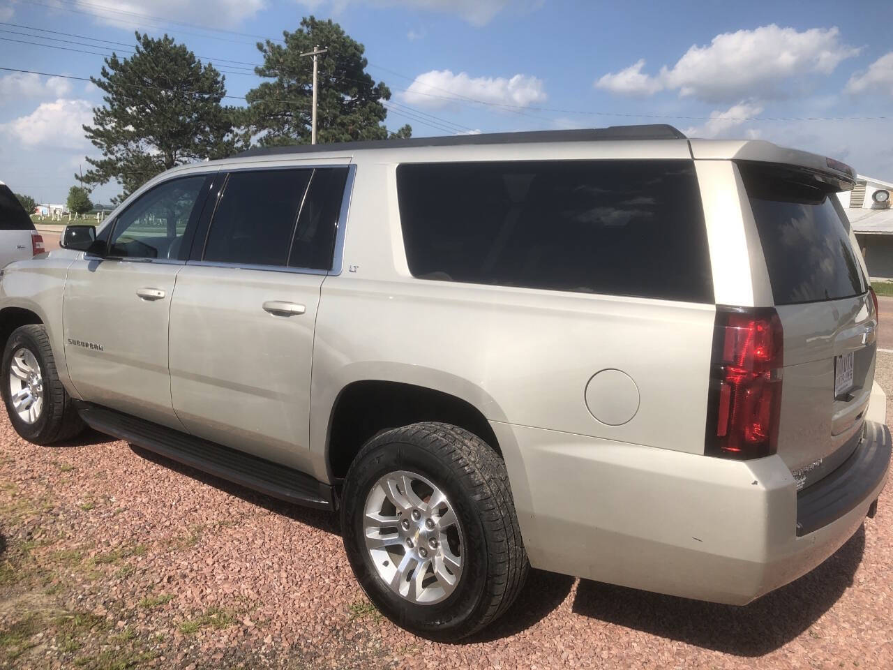 2016 Chevrolet Suburban for sale at Dakota Auto Inc in Dakota City, NE