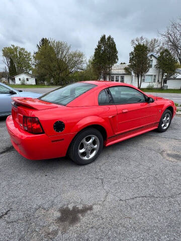 2000 Ford Mustang