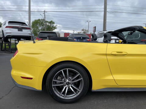2017 Ford Mustang EcoBoost Premium