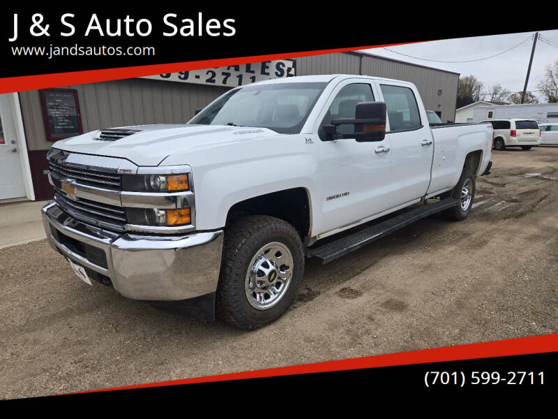 2017 Chevrolet Silverado 3500HD Work Truck's photo