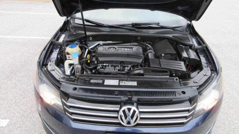 2015 Volkswagen Passat 1.8T SE