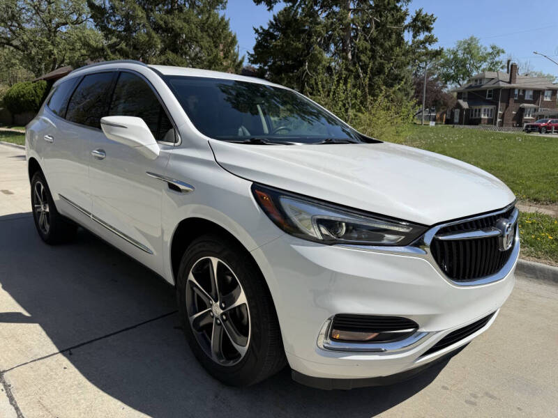 2020 Buick Enclave Essence