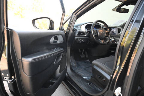 2018 Chrysler Pacifica Touring Plus