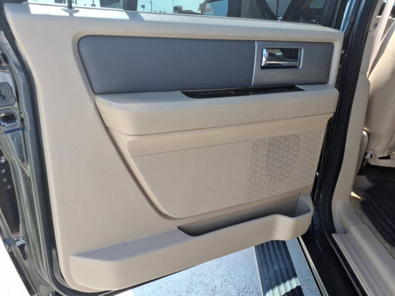 2012 Ford Expedition EL XLT