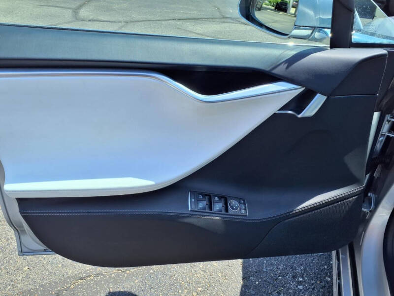 2017 Tesla Model S 75