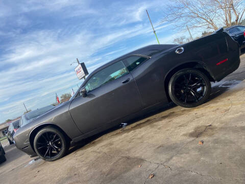 2019 Dodge Challenger SXT