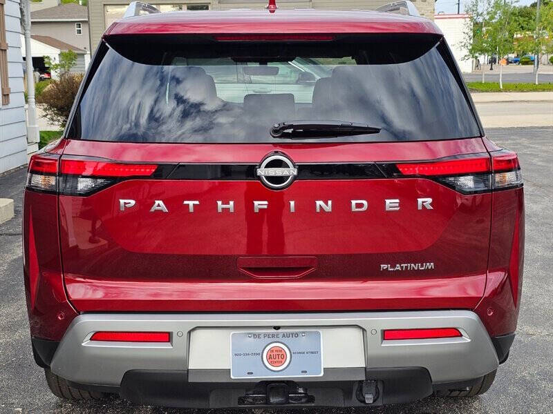 2025 Nissan Pathfinder Platinum