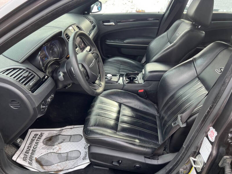 2023 Chrysler 300 S V6