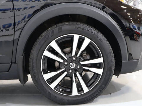 2019 Nissan Kicks SR