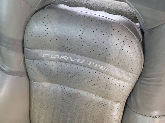 2001 Chevrolet Corvette