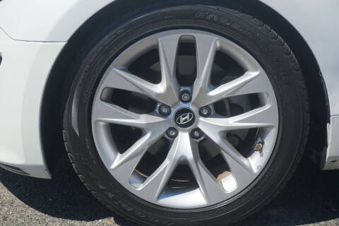 2013 Hyundai Genesis Coupe