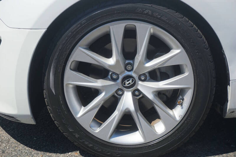 2013 Hyundai Genesis Coupe