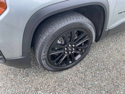 2023 GMC Acadia SLE
